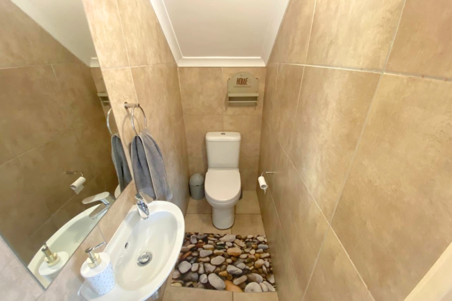 To Let 3 Bedroom Property for Rent in Brackenfell Central Western Cape